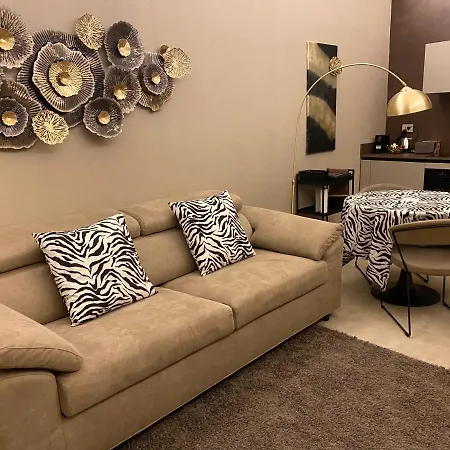 דירה Centro House פארמה